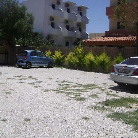 Adonis Beach Hotel Heraklion  ภายนอก รูปภาพ