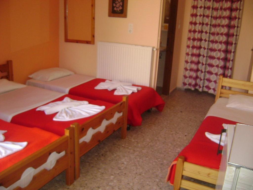 Adonis Beach Hotel Heraklion  ภายนอก รูปภาพ