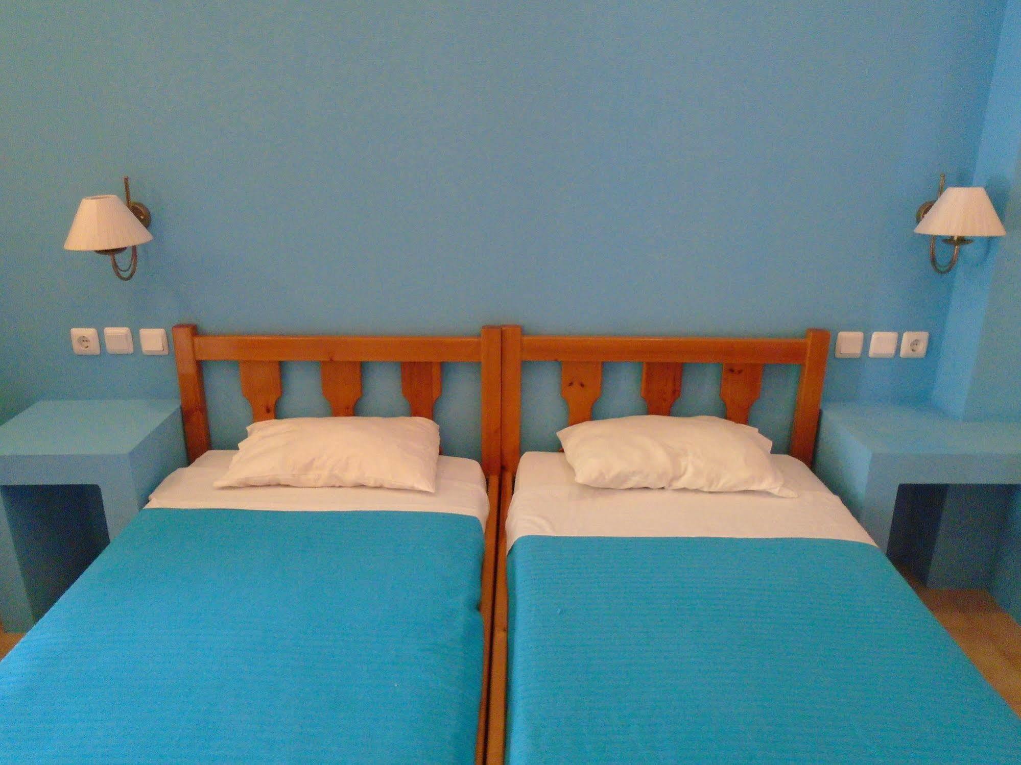 Adonis Beach Hotel Heraklion  ภายนอก รูปภาพ